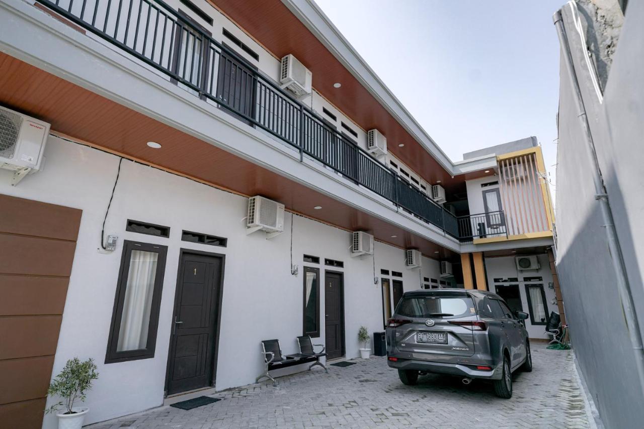Reddoorz @ Jalan Urip Sumoharjo Lampung Otel Bandar Lampung Dış mekan fotoğraf