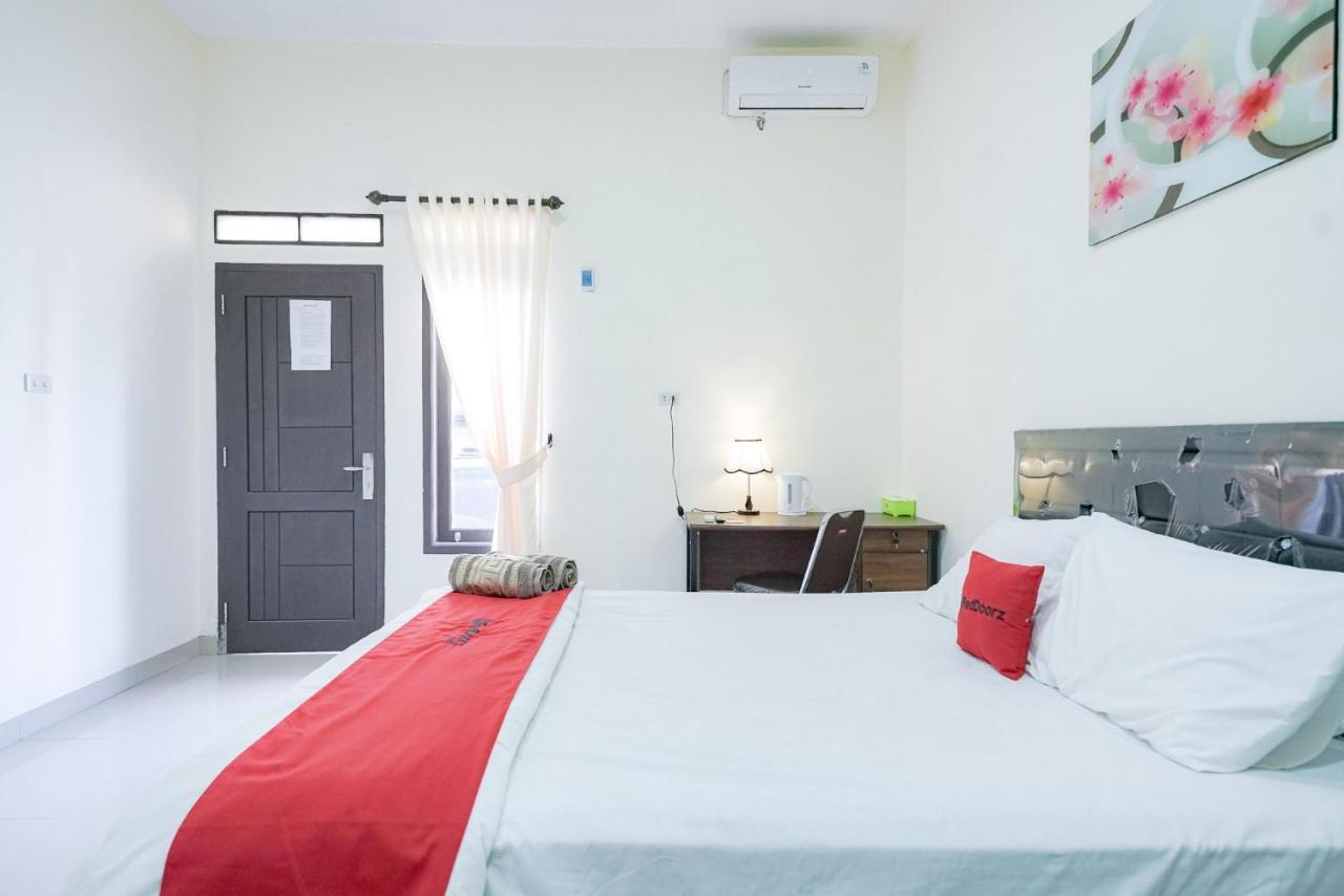 Reddoorz @ Jalan Urip Sumoharjo Lampung Otel Bandar Lampung Dış mekan fotoğraf